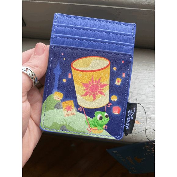 Loungefly NWT Tangled Cardholder Lantern Pascal Vertical Wallet New with Tags - Picture 5 of 8